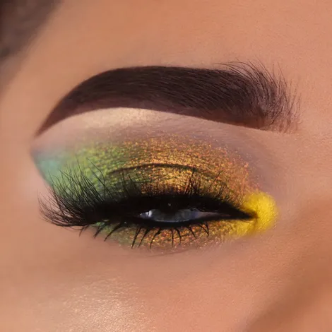 CHARMACY Milano Insane Quad Palette | 4-in-1 Multichrome Eyeshadow | Intense Shift, Soft Blend, Wedding & Festive Approved