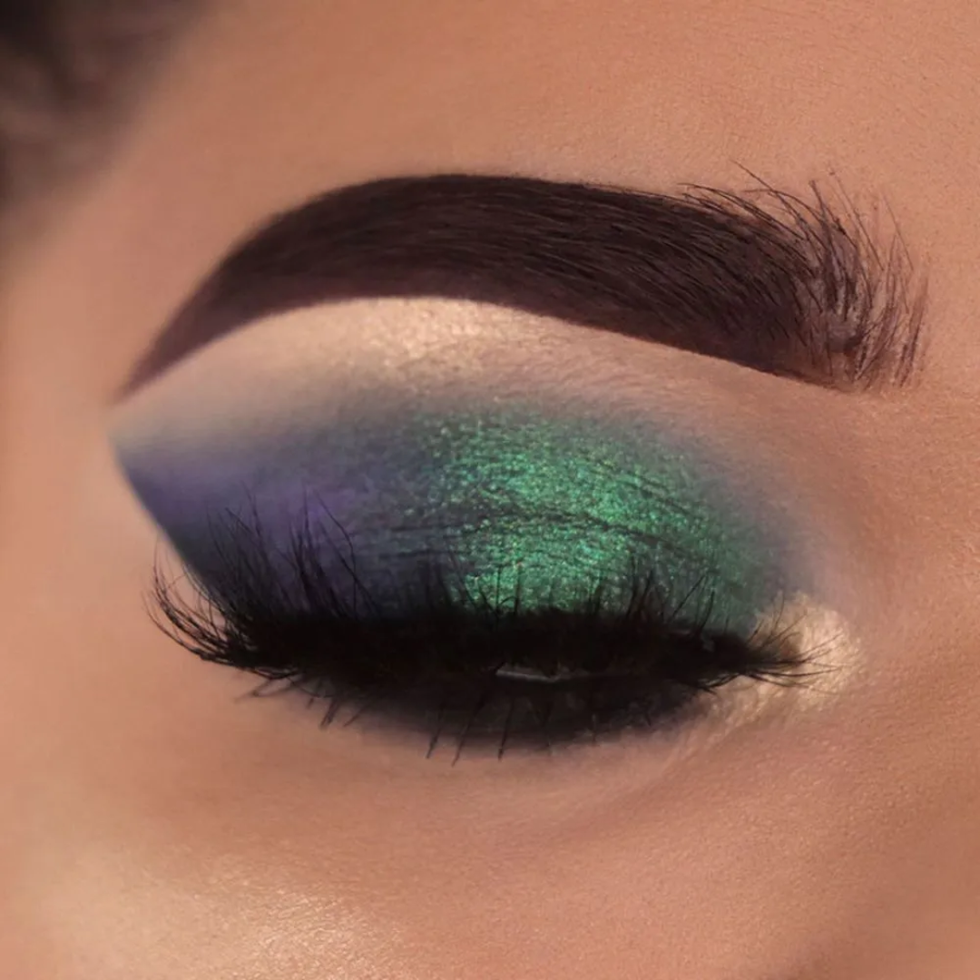 CHARMACY Milano Insane Quad Palette | 4-in-1 Multichrome Eyeshadow | Intense Shift, Soft Blend, Wedding & Festive Approved